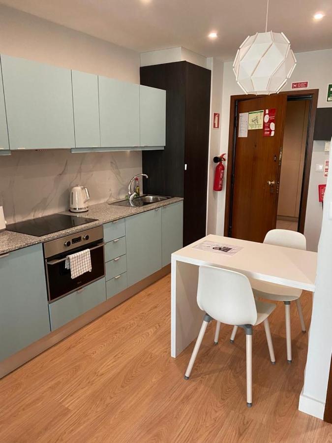411 Gale Center Apartamento Wi-Fi, Estacionamento Porto Eksteriør bilde
